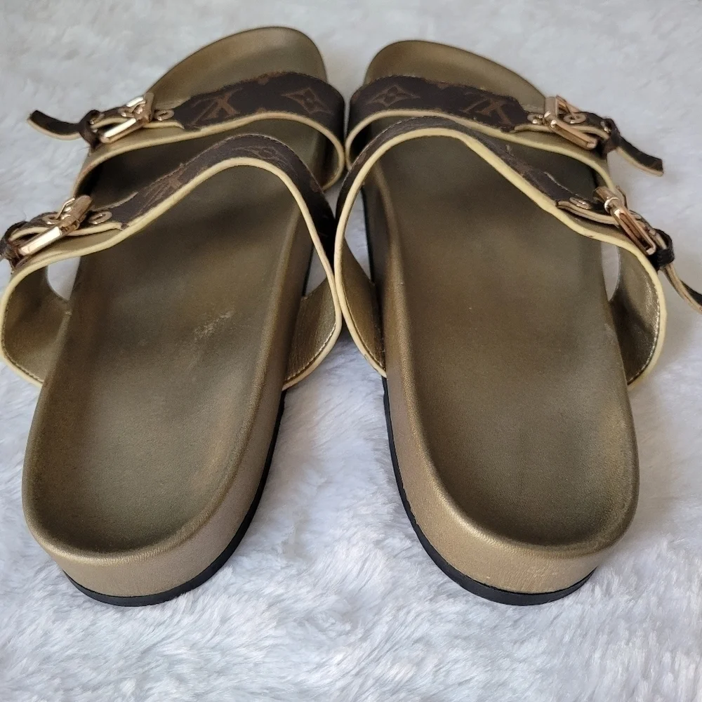LOUIS VUITTON Bom Dia Flat Mule